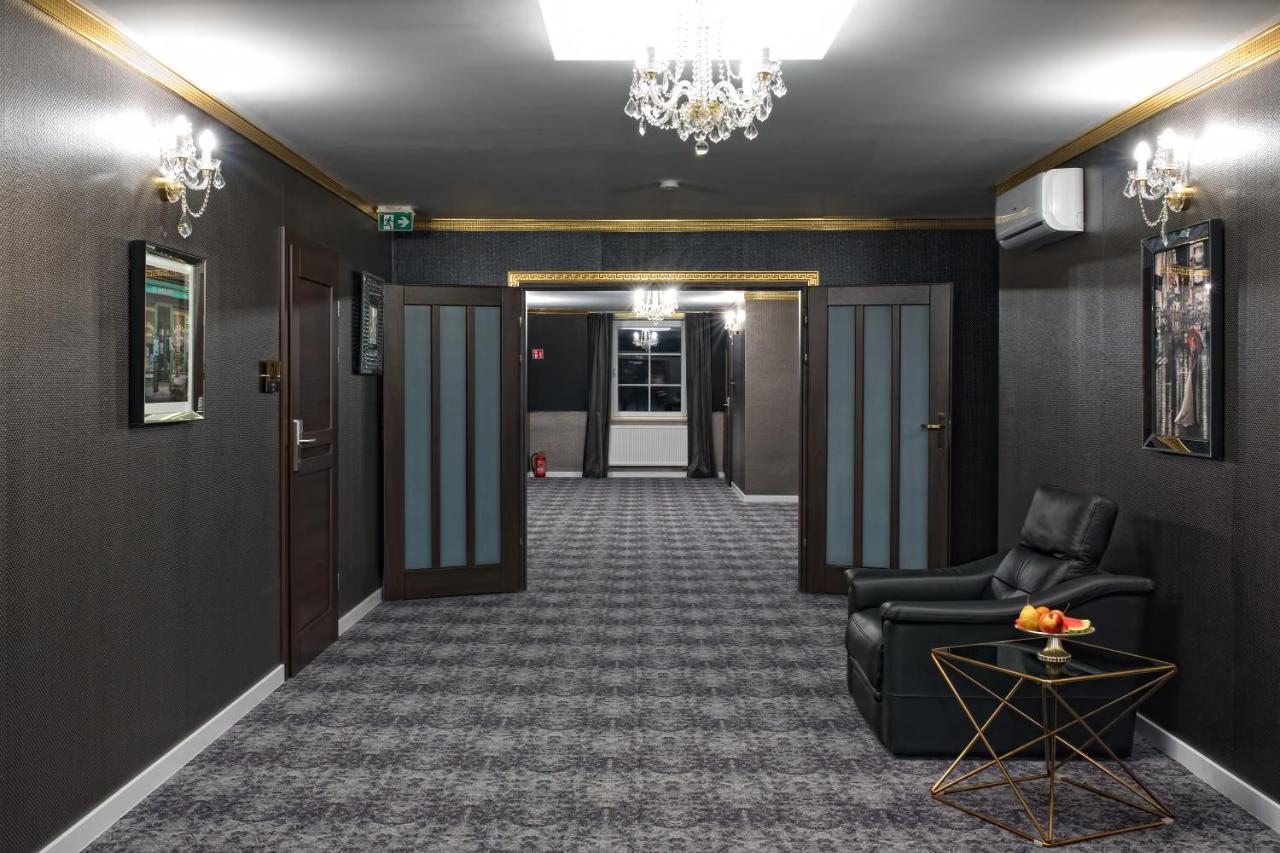 Hotel Campari Góra Motyczna Екстериор снимка