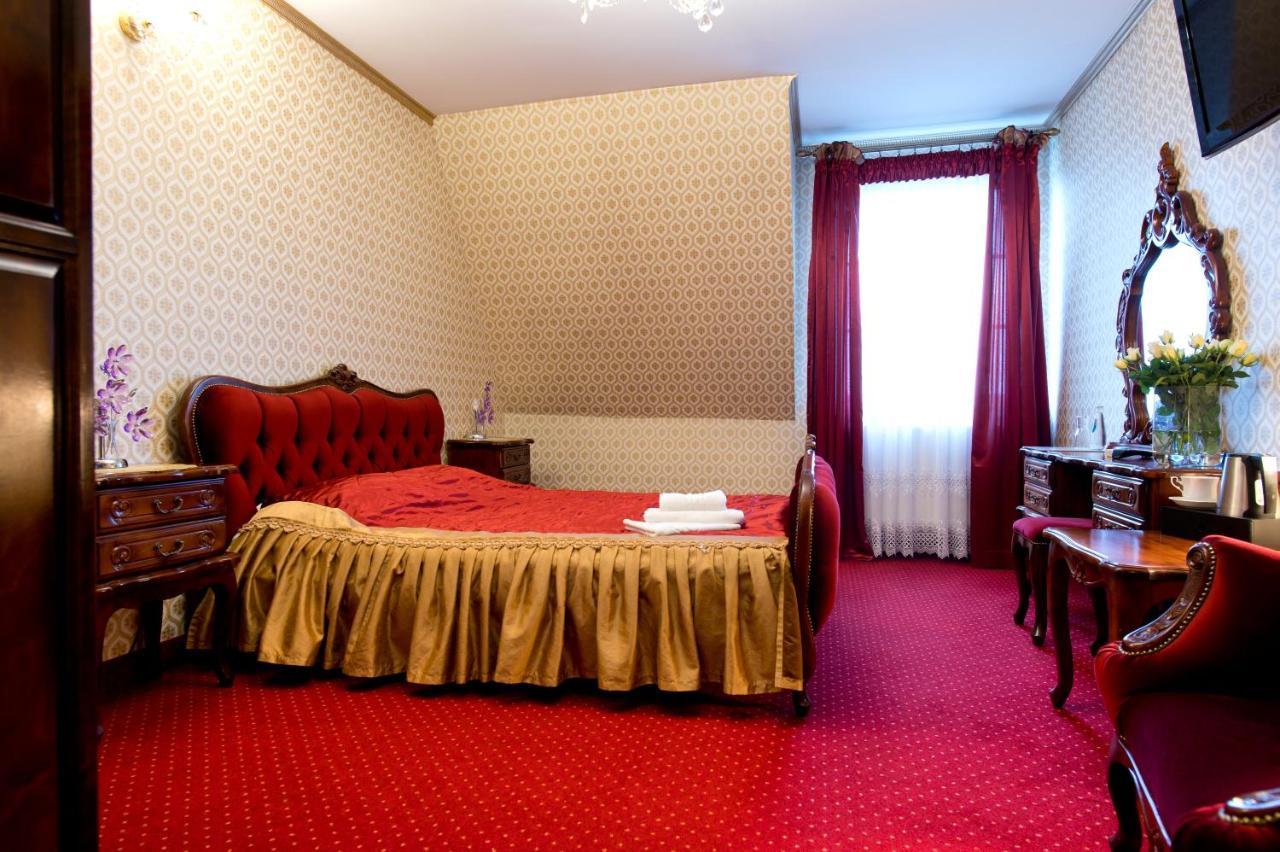 Hotel Campari Góra Motyczna Екстериор снимка