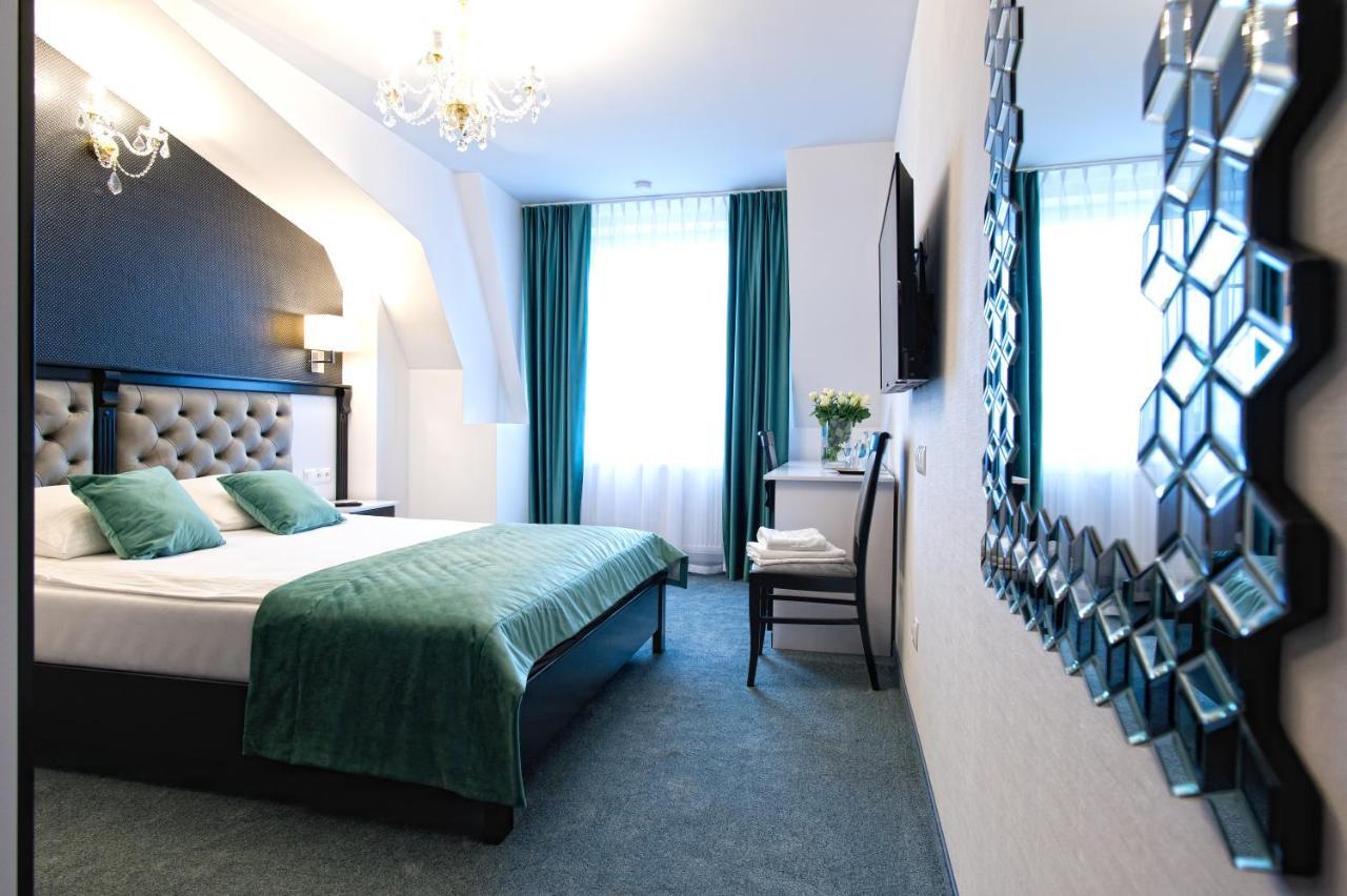 Hotel Campari Góra Motyczna Екстериор снимка